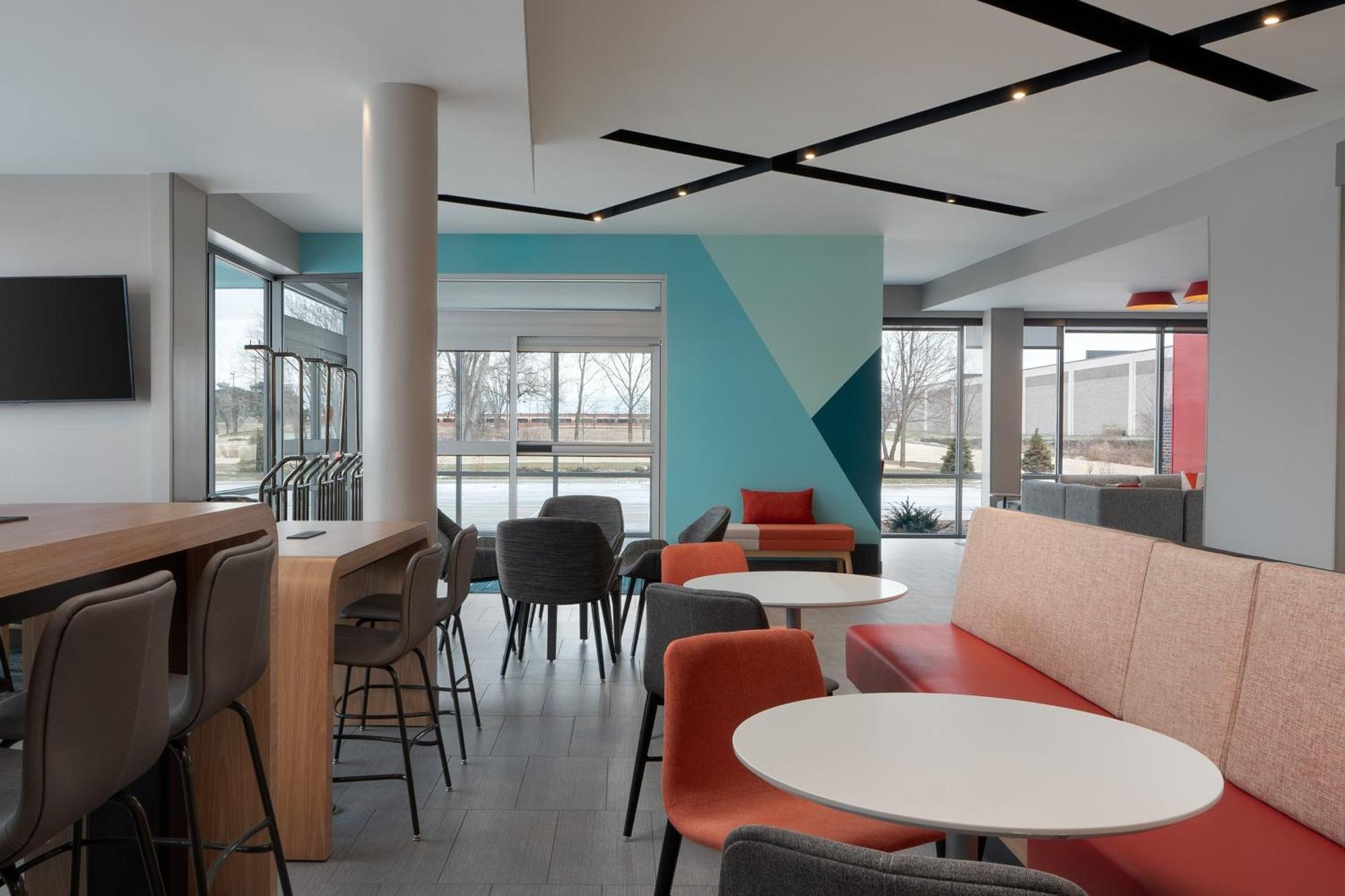 Avid Hotel Oak Creek By Ihg Exterior photo